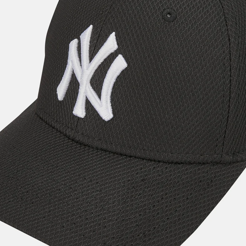 NEW ERA Black Men's New York Yankees 39THIRTY Cap for Men | Best Price UAE