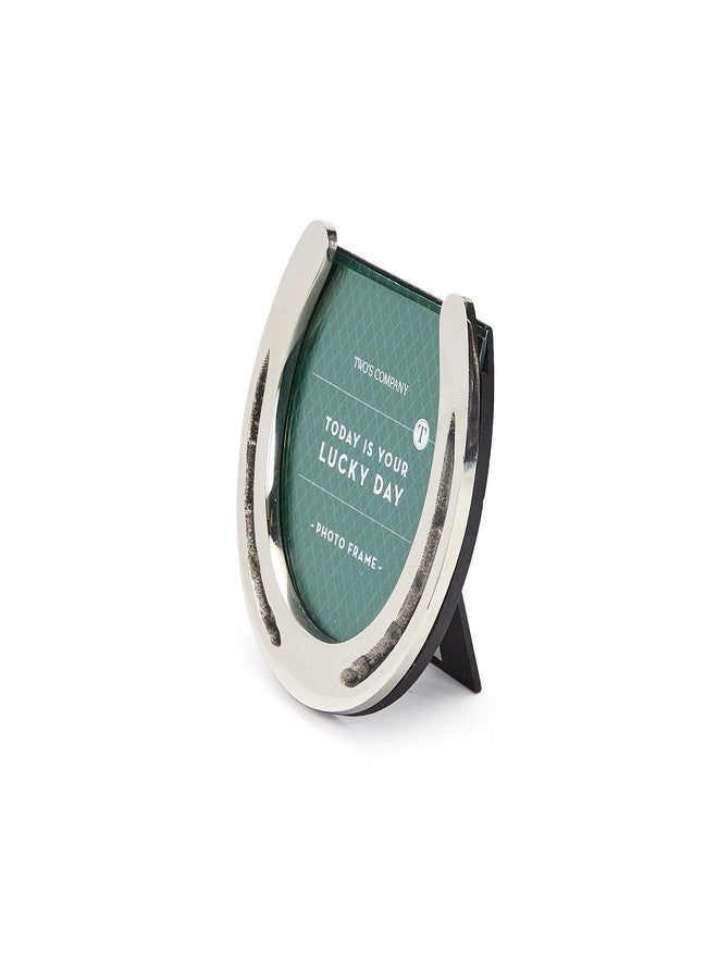 توز كومباني إطار صور على شكل حدوة حصان من ماركة Two's Company Lucky Day، مقاس 3.5 × 3.5 بوصة - Image 2