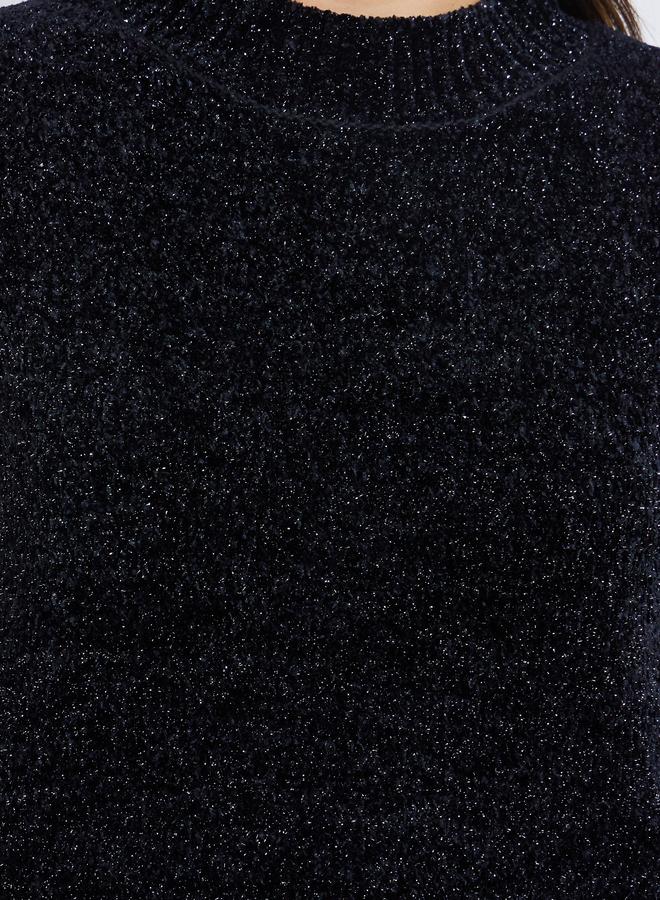 ستايلي سويتر بقصة عادية وخيوط يارن لوريكس - Image 3