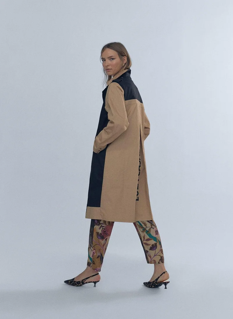 Lola Casademunt Contrast trench coat