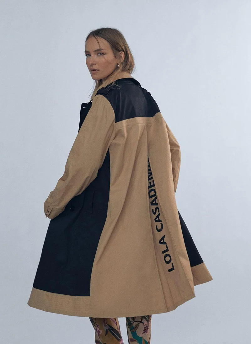 Lola Casademunt Contrast trench coat
