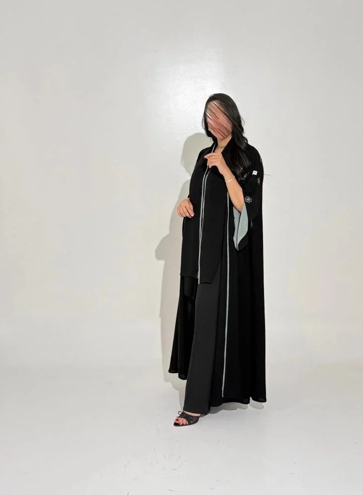 Tori-abaya Royal abaya with turquoise embroidered sleeves