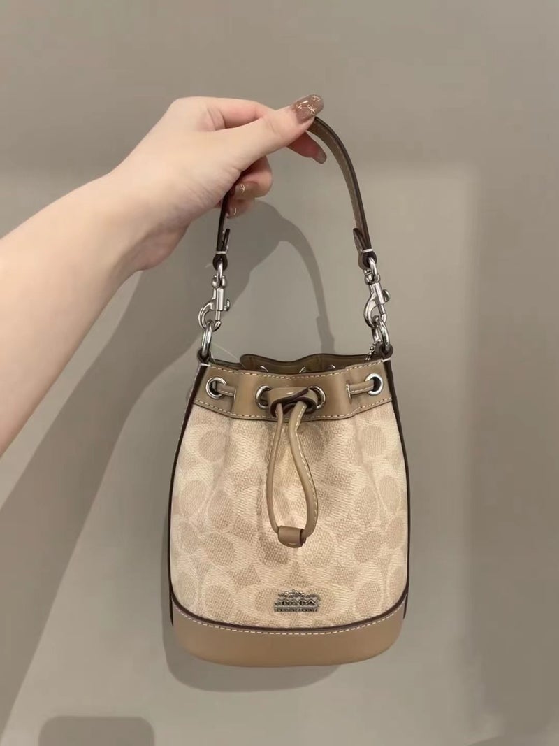 Women'S Bag Dempsey Drawstring Bucket Bag Classic Logo Handbag Old Flower Shoulder Crossbody Bag - Image 3