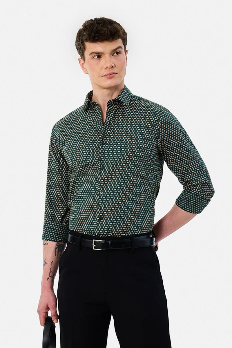 سنيتش قميص قطني مطبوع بقصة ضيقة