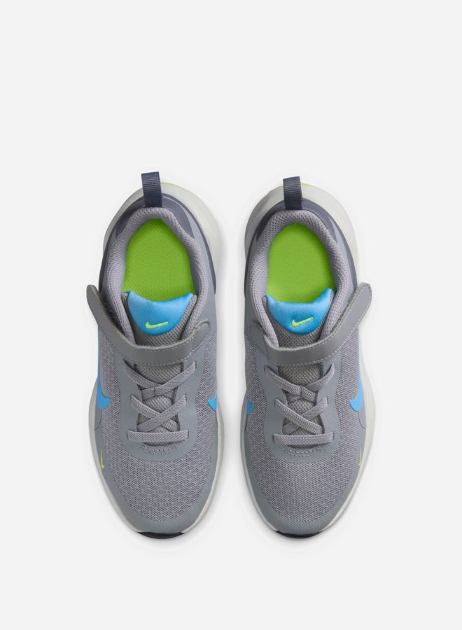 Nike Revolution 7 Shoes - Image 2