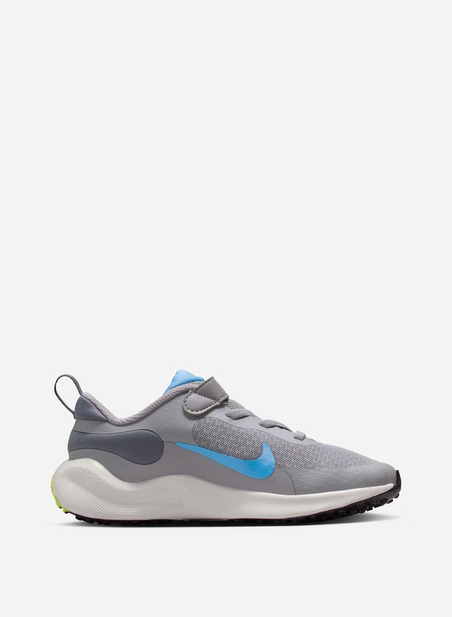 Nike Revolution 7 Shoes - Image 4