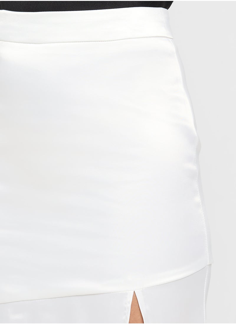 ELLA Satin Skirt With Slit  - Image 4