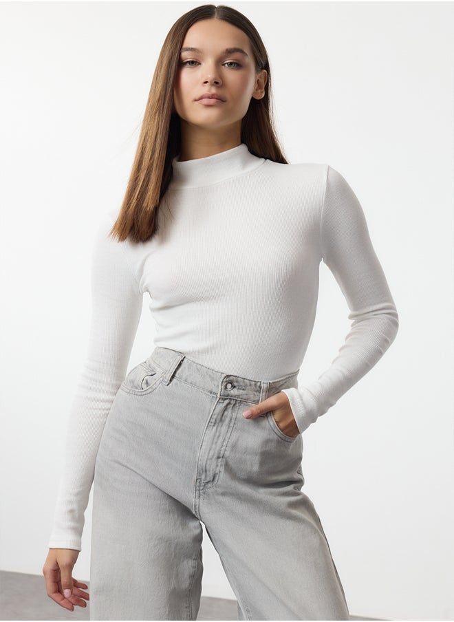 trendyol - Ecru Fitted/Fits the Body Stand Collar Long Sleeve Ribbed Stretch Knitted Medium Blouse TWOAW21BZ0423 - Image 1