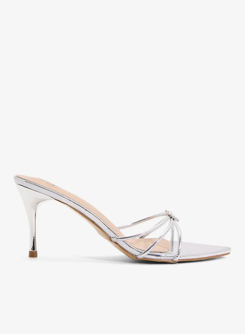 جينجر صندل بكعب مدبب