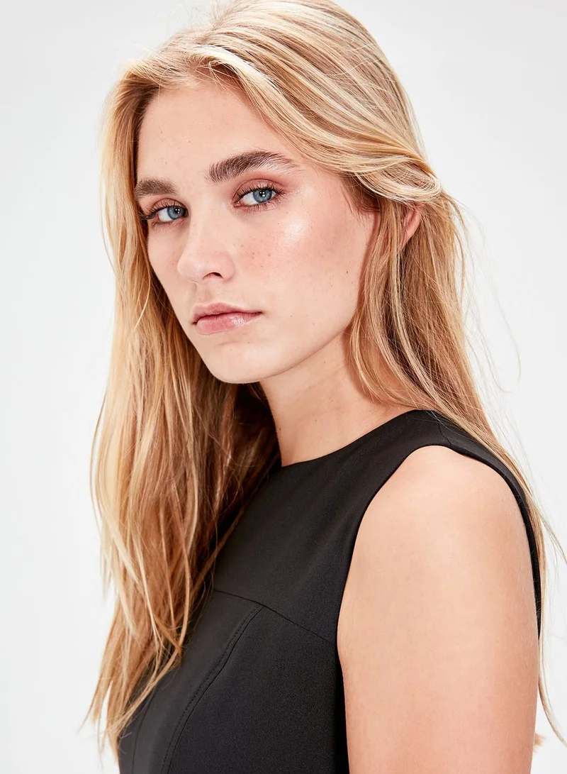 trendyol Sleeveless Skater Dress