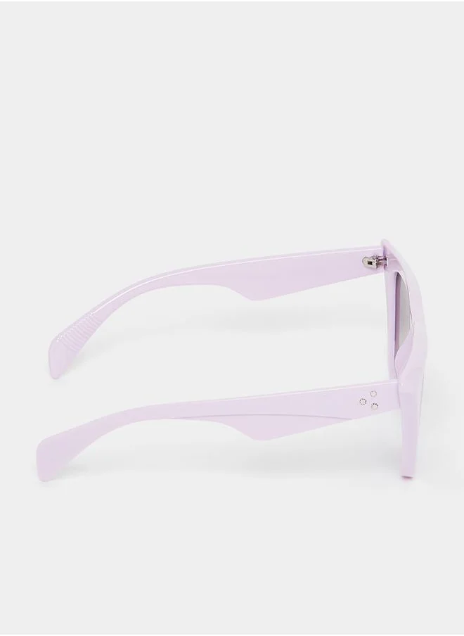 ستايلي Pointed Cat Eye Frame Sunglasses