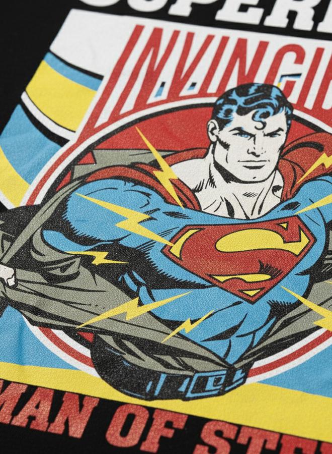 سوبر مان تيشيرت عصري بياقة دائرية وطبعة جرافيك - Image 3