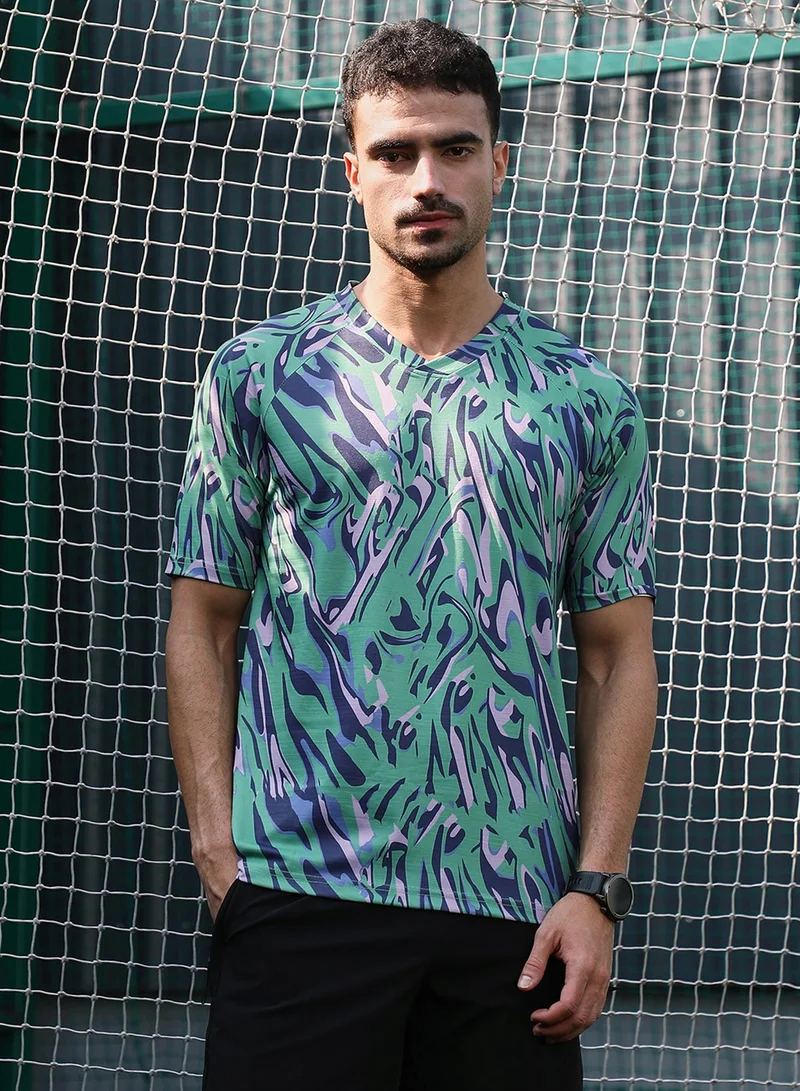 Campus Sutra Campus Sutra Men's Mint Green & Navy Blue Abstract-Overlap Activewear T-Shirt For Casual Wear | V-Neck | Short Sleeves | Jersey T-Shirt Crafted With Comfort Fit For Everyday Wear