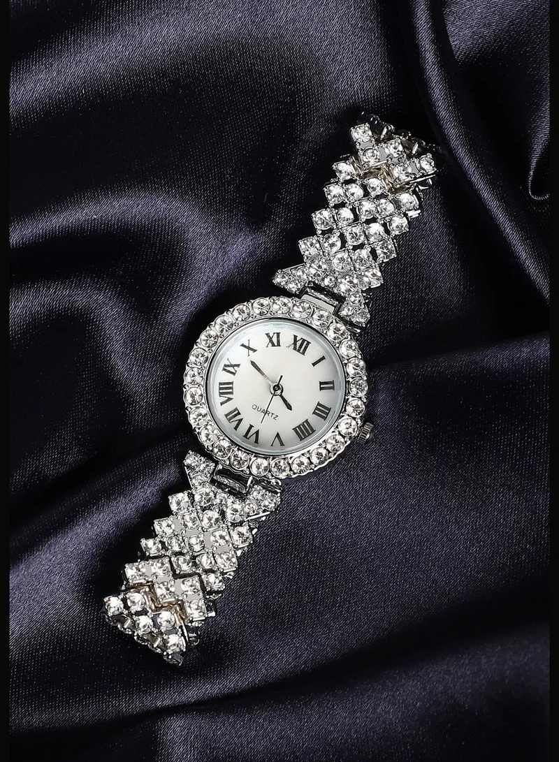 Haute Sauce Stainless Steel Strap Casual Round Analog Watch For Women