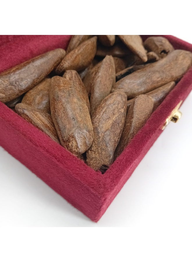 Akarm Akarim Maroki Royal Oud (Enhanced) - 1/8 Kg (125g) with Velvet Box - Image 5