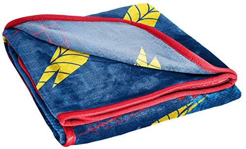 Jay franco Marvel Spiderman Off The Wall Throw Blanket - Measures 46 x 60 inches, Kids Bedding - Fade Resistant Super Soft Fleece (Official Marvel Product) - Image 5