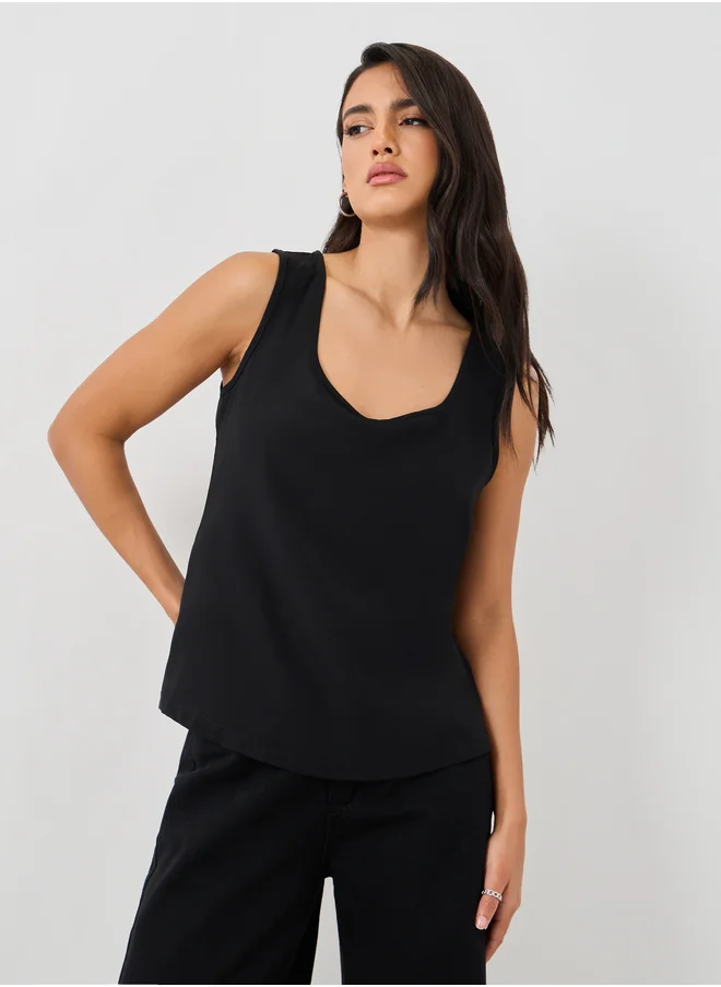 ستايلي Styli Solid Scoop Neck Sleeveless Top