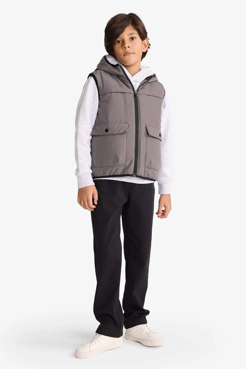 ديفاكتو Boy Waterproof Hooded Puffer Vest