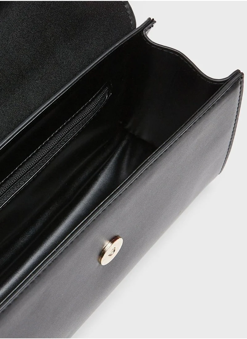 shoexpress Flap Over Crossbody
