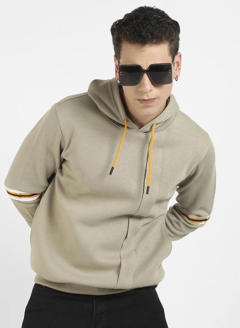 Campus Sutra Men's Light Olive Panel-Sew Pullover Hoodie