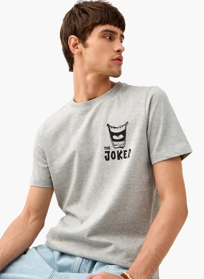 سبلاش فيڤ تيشيرت بياقة دائرية بطبعة الجوكر