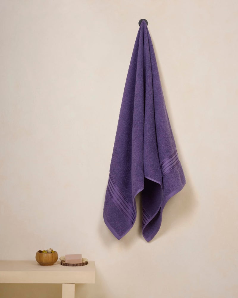 Himêya Himeya 100% Cotton Towels for Bath | Towels for Bath Large Size |Soft & Absorbent | 380 GSM | 1 Piece Bath Towel for Men/Women|70 cms x 140 cms - Matt Purple -Pack of 1 - Image 2
