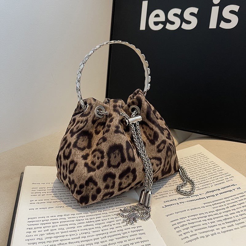 Retro Leopard Bucket Bag Women'S 2024 Trendy Bags Fashionable Chain Pleated Shoulder Crossbody Bag - Image 2