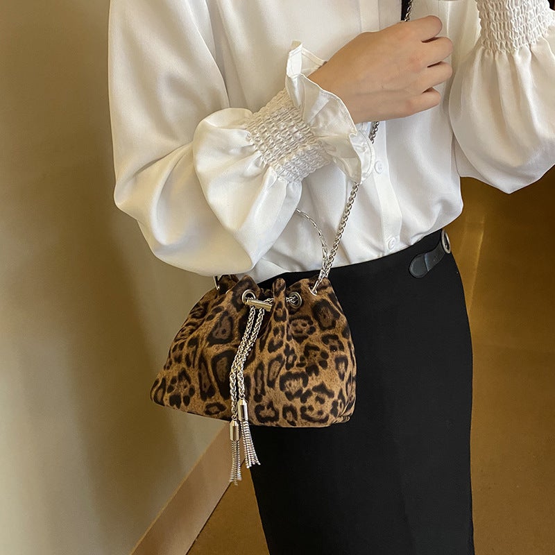 Retro Leopard Bucket Bag Women'S 2024 Trendy Bags Fashionable Chain Pleated Shoulder Crossbody Bag - Image 5