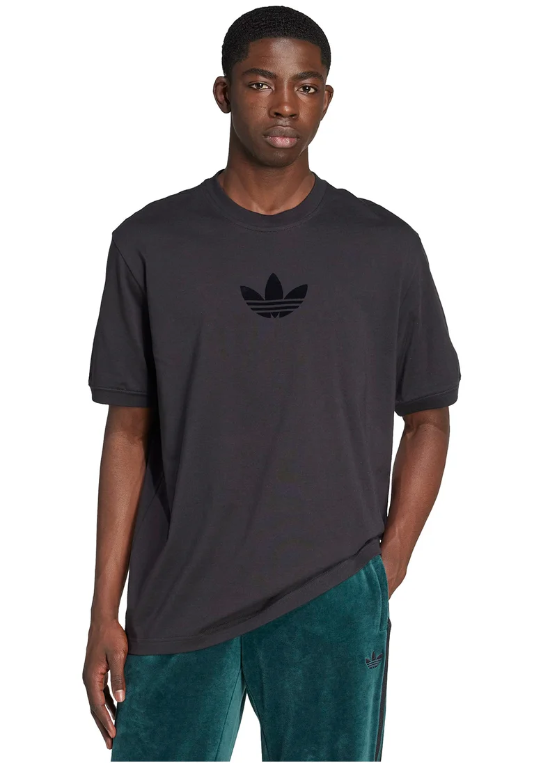 اديداس اوريجينالز Youth Oversized T-Shirt