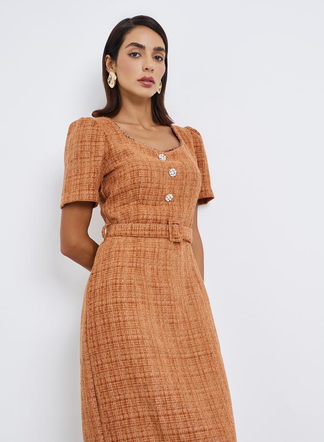 Styli Fabric belt as image trim at neck Half Sleeves Sheath Midi Dress - Image 2