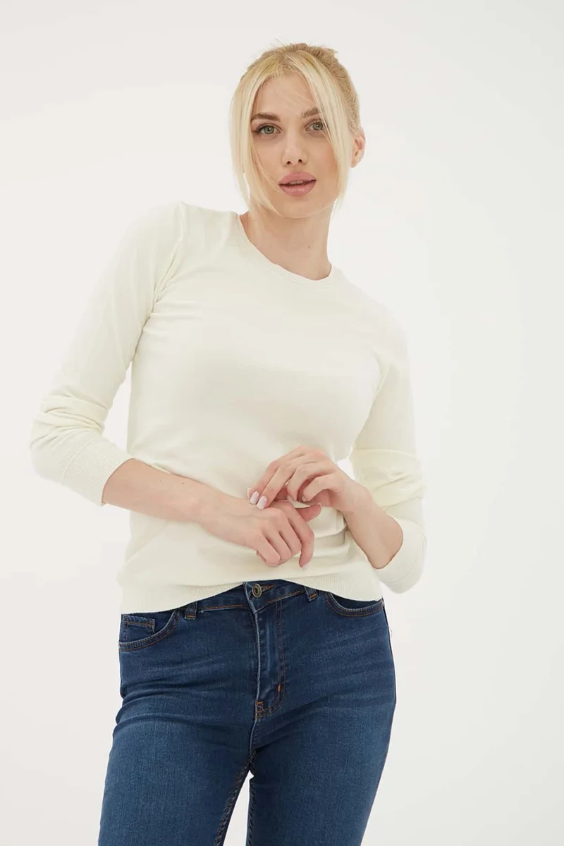 فاشن فريندز Standard Fit Crew Neck Knitwear Sweater Women's Sweater 24K0777K1