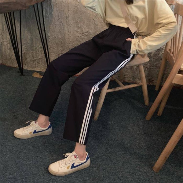 261-1 fleece-lined Thickened Casual Pants Wide Leg Pants Fall/Winter Korean Student Loose Sports Pants Three Bar Pants Black  - Image 1