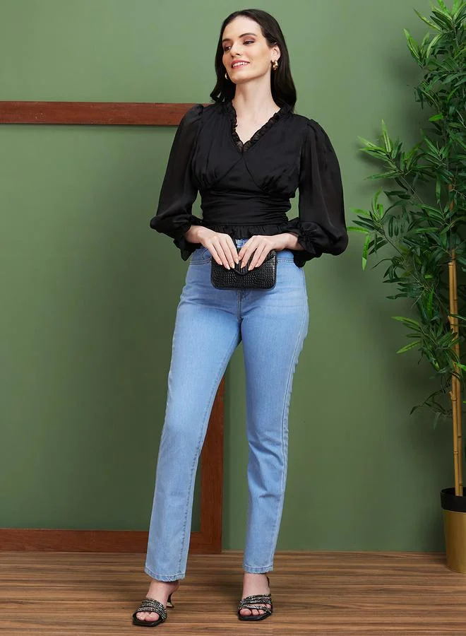 globus Women Black Solid Ruffled V Neck Crop Top