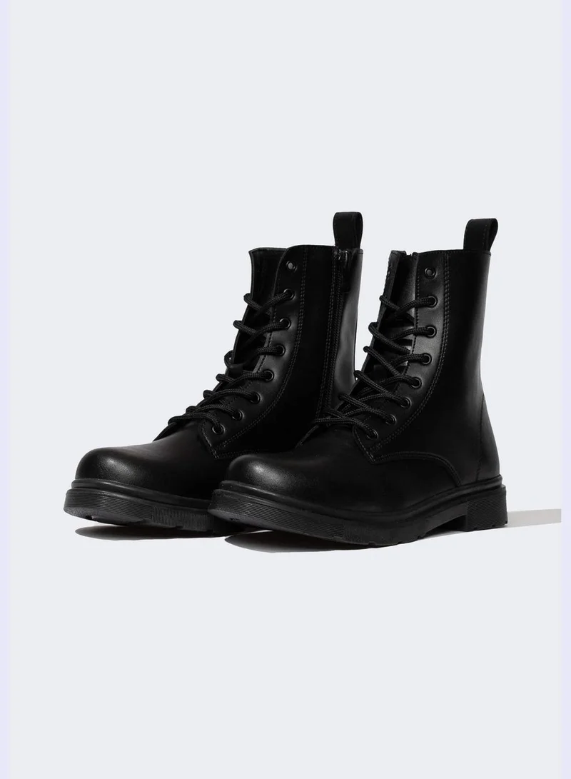 ديفاكتو Woman Casual Boots