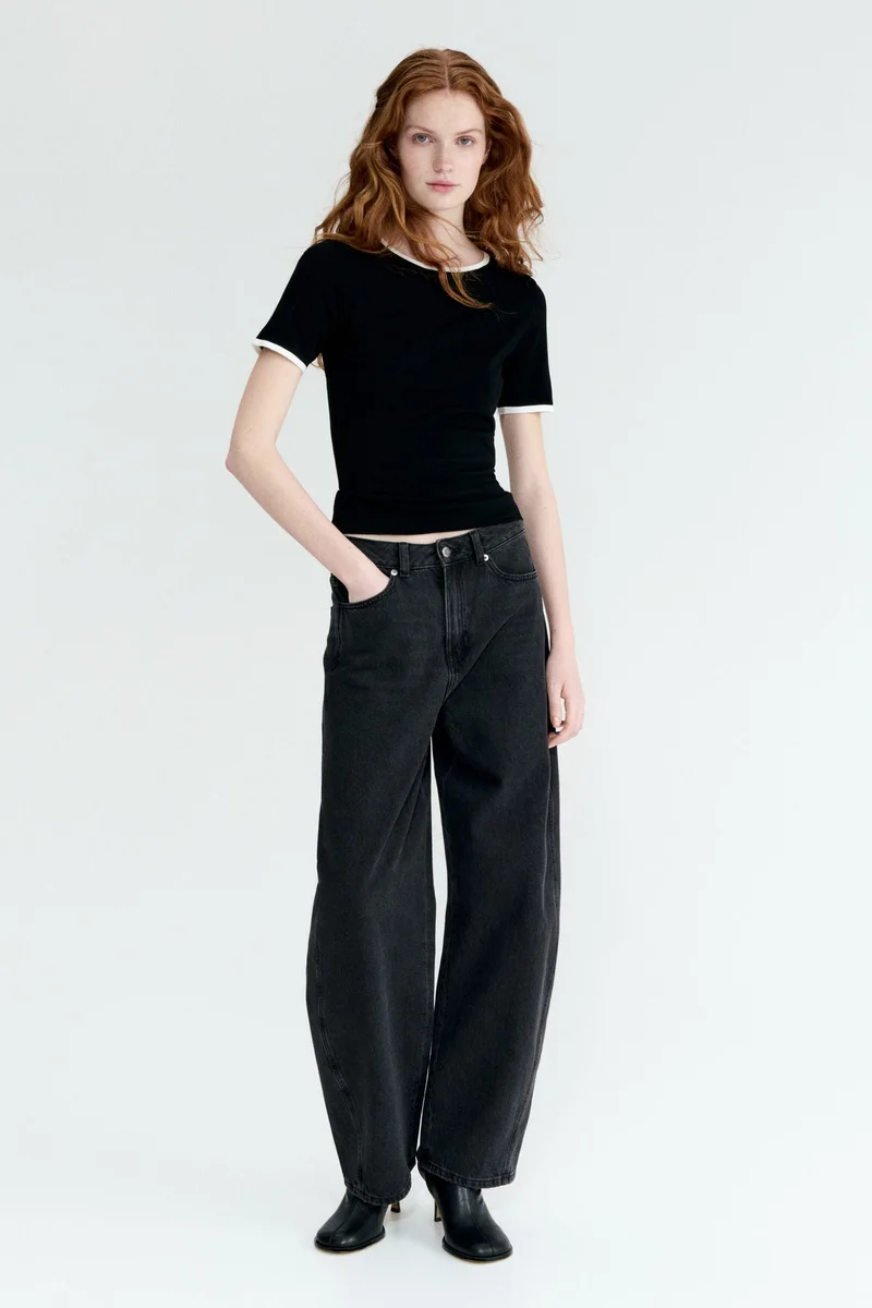 اتش اند ام طقم مكوّن من قطعتين من السويتشيرتات مُزين بطبعة