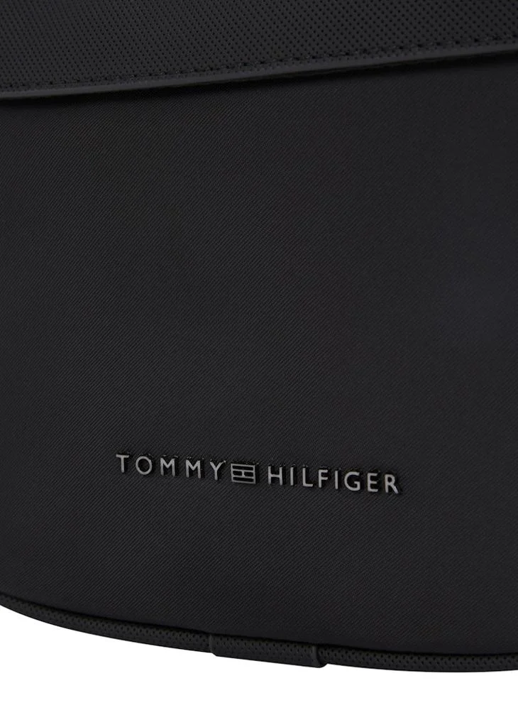 TOMMY HILFIGER REPREVE WAIST BAG