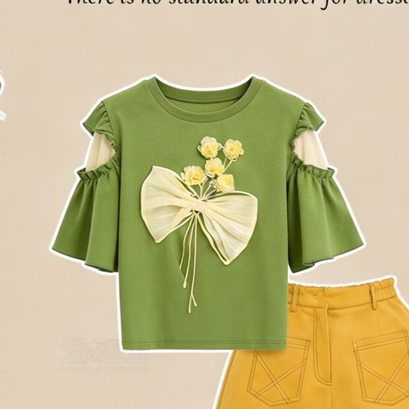 Girls'' Summer Outfit Set, New Style for Older Children, Stylish Short-Sleeve Top and Children''s Shorts Two-Piece Set - Image 1