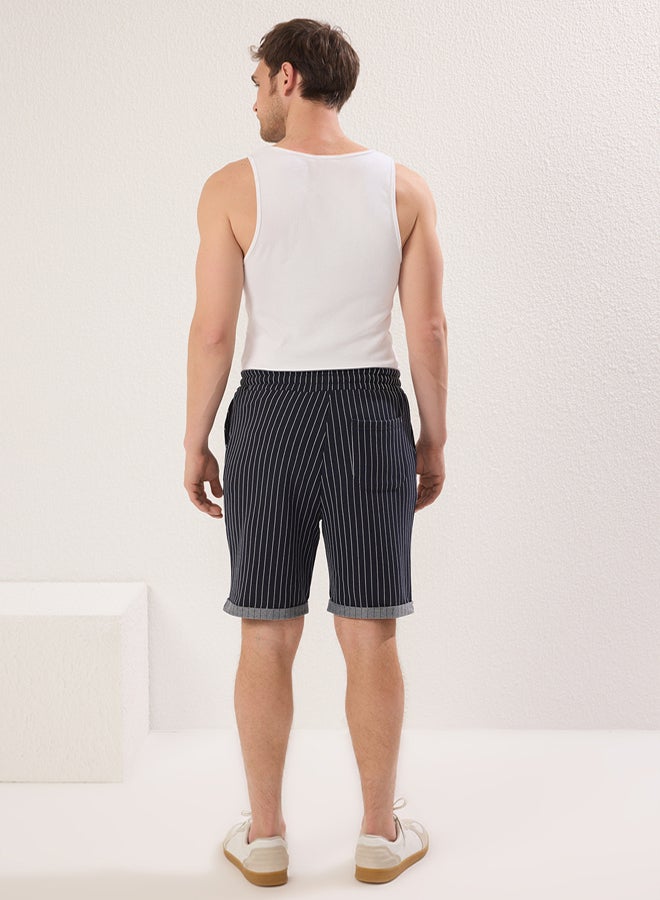 trendyol Navy Blue Regular Mid Length/Normal Cut Striped Shorts  - Image 4