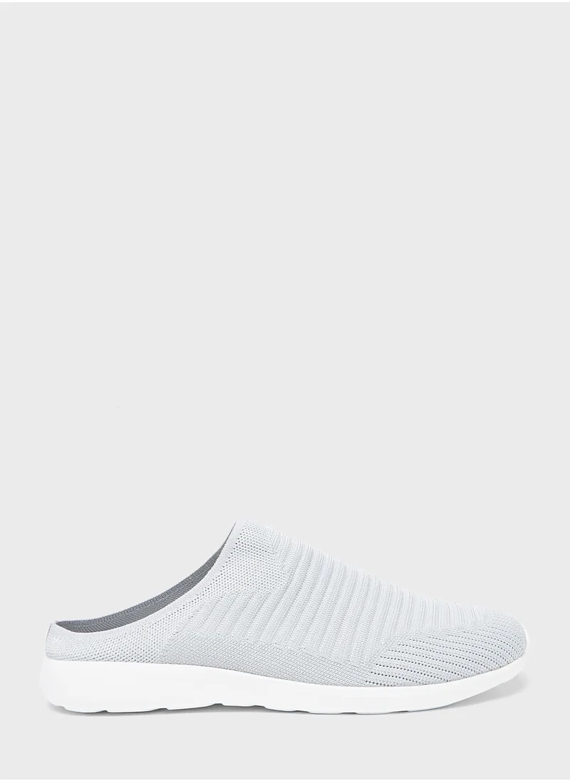 Oaklan by Shoexpress Slip On Low Top Sneakers