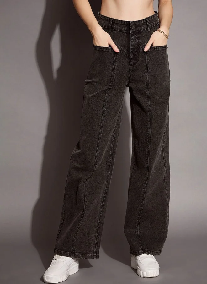 SASSAFRAS Comfort Straight Fit High-Rise Black Jeans for Women