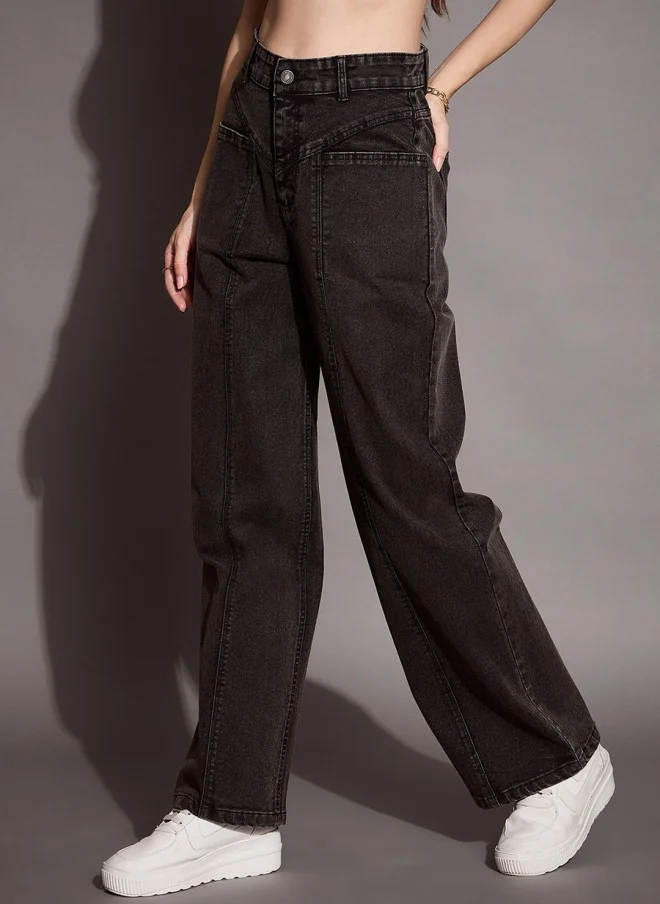 SASSAFRAS Comfort Straight Fit High-Rise Black Jeans for Women