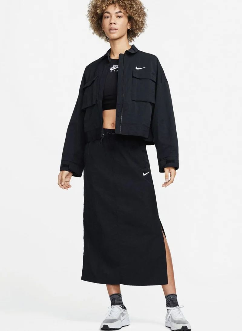 Nike Essential Woven High-Rise Skirt