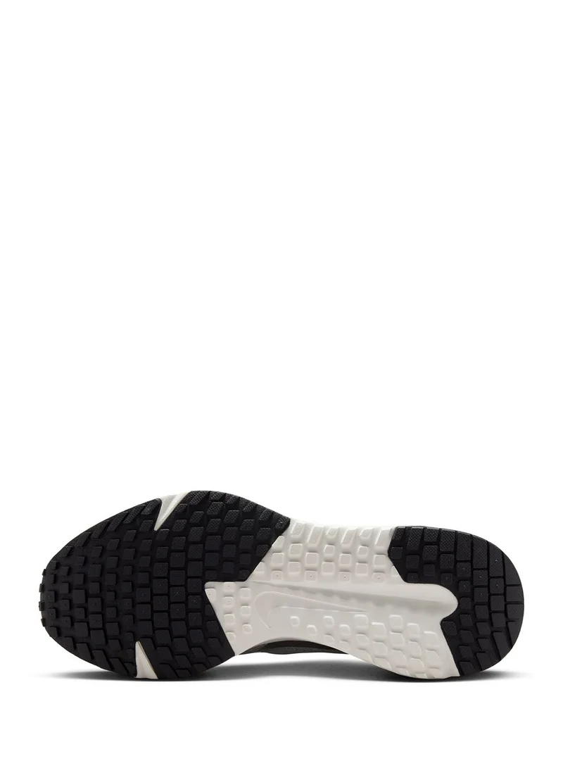 Nike Run Defy