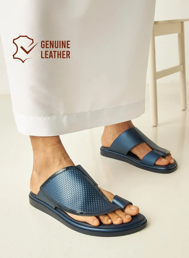 Duchini Men Textured Slip On Arabic Sandals