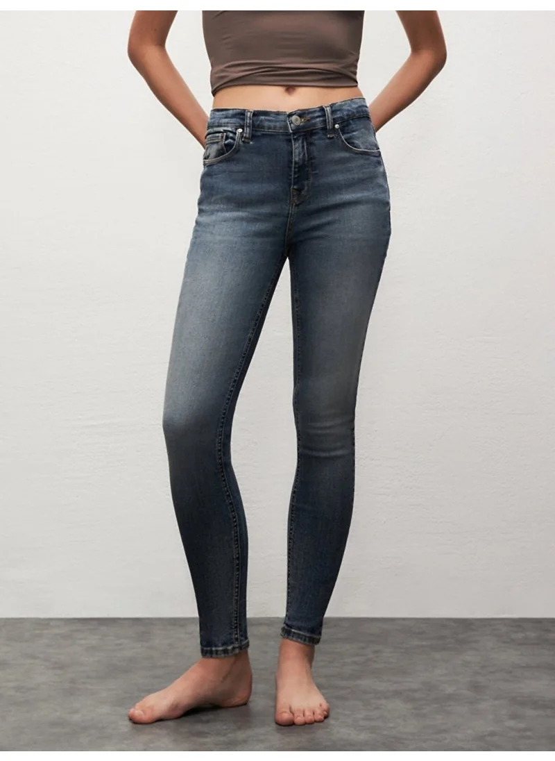 إل تي بي Tanya x Mid Rise Skinny Trousers