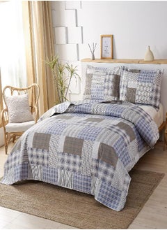 LAURA ASHLEY Laura Ashley - Queen Quilt Set, Reversible Cotton Bedding with Matching Shams, Lightweight Home Decor for All Seasons (Bedford Green/Off-White, Queen)  - Image 5
