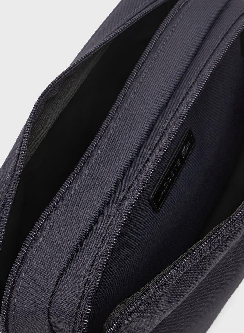 لاكوست حقيبة أدوات النظافة الكلاسيكية - Image 5