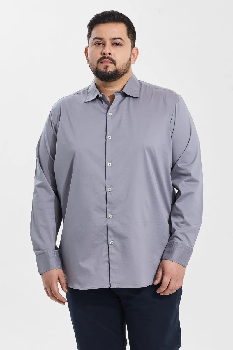 سنيتش قميص رمادي مقاس كبير بقصة عادية