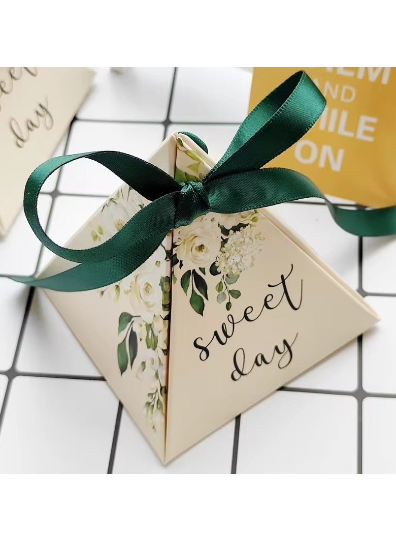 Set of 10 Elegant Pyramid-Shaped Favors – A Touch of Elegance for Your Events! - Image 1
