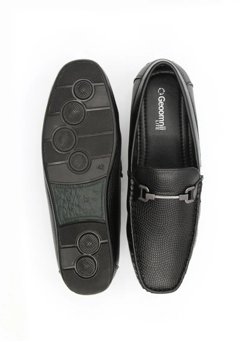 Geoomnii Black Casual Slip-On Shoes for Men – Comfortable & Stylish Everyday Footwear for Men | Best Price UAE